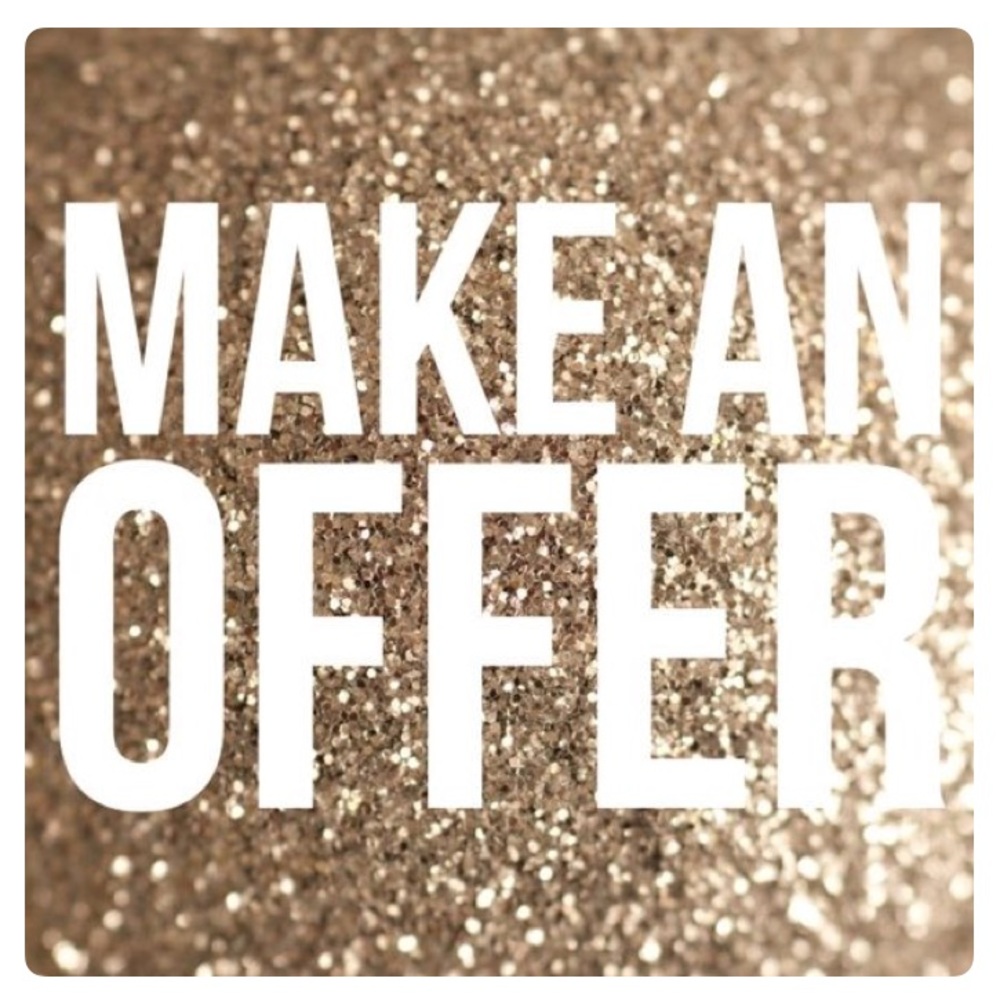 I looooooove a good offer! ✨✨🥂✨✨